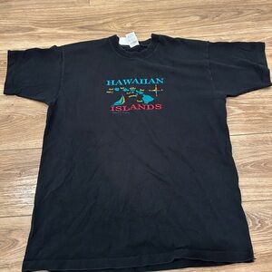 Vintage Hawaiian Islands Black T-Shirt